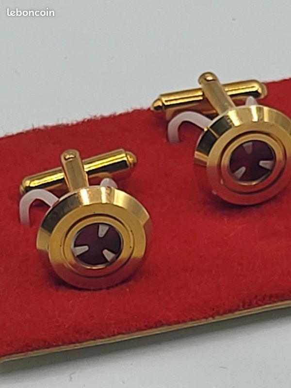 Paire De Boutons De Manchette Art Nouveau - Plaqué Or 18k 750 - Pierre Rouge