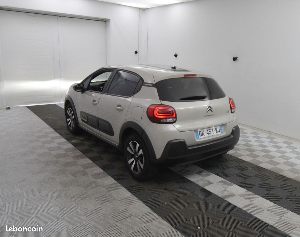 Citroën C3 1.2 PURETECH83 C-SERIES 5P (image 6)