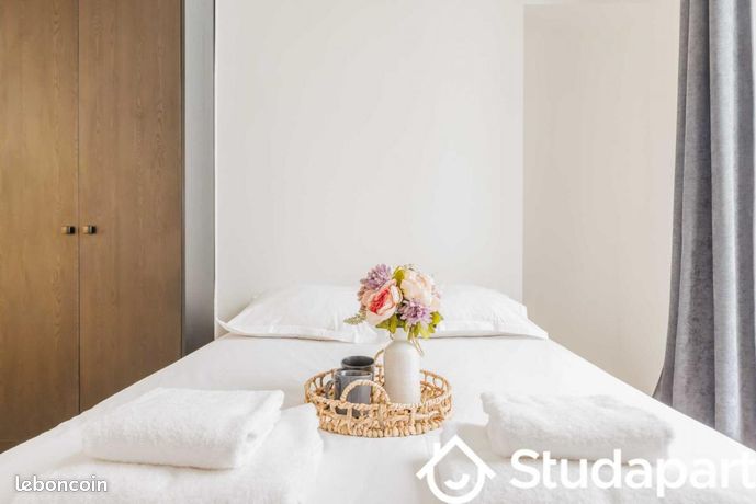 Appartement a louer paris-8e-arrondissement - 3 pièce(s) - 58 m2 - Surfyn
