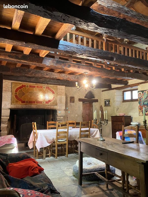 Maison 6 pièces 330 m² · à Marsac-sur-l'Isle · 330 m² · 627 000 €