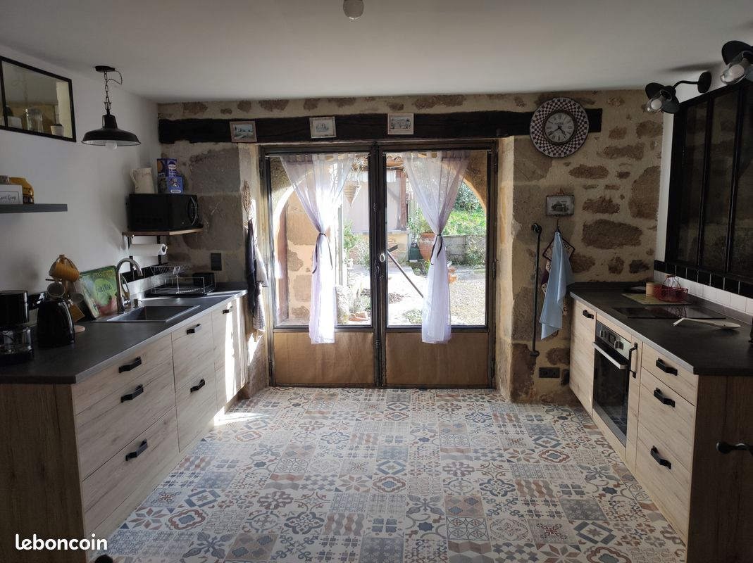 Gite 4 personnes Figeac Capdenac 46100 ( 07 81 20 26 29 ) (image 4)