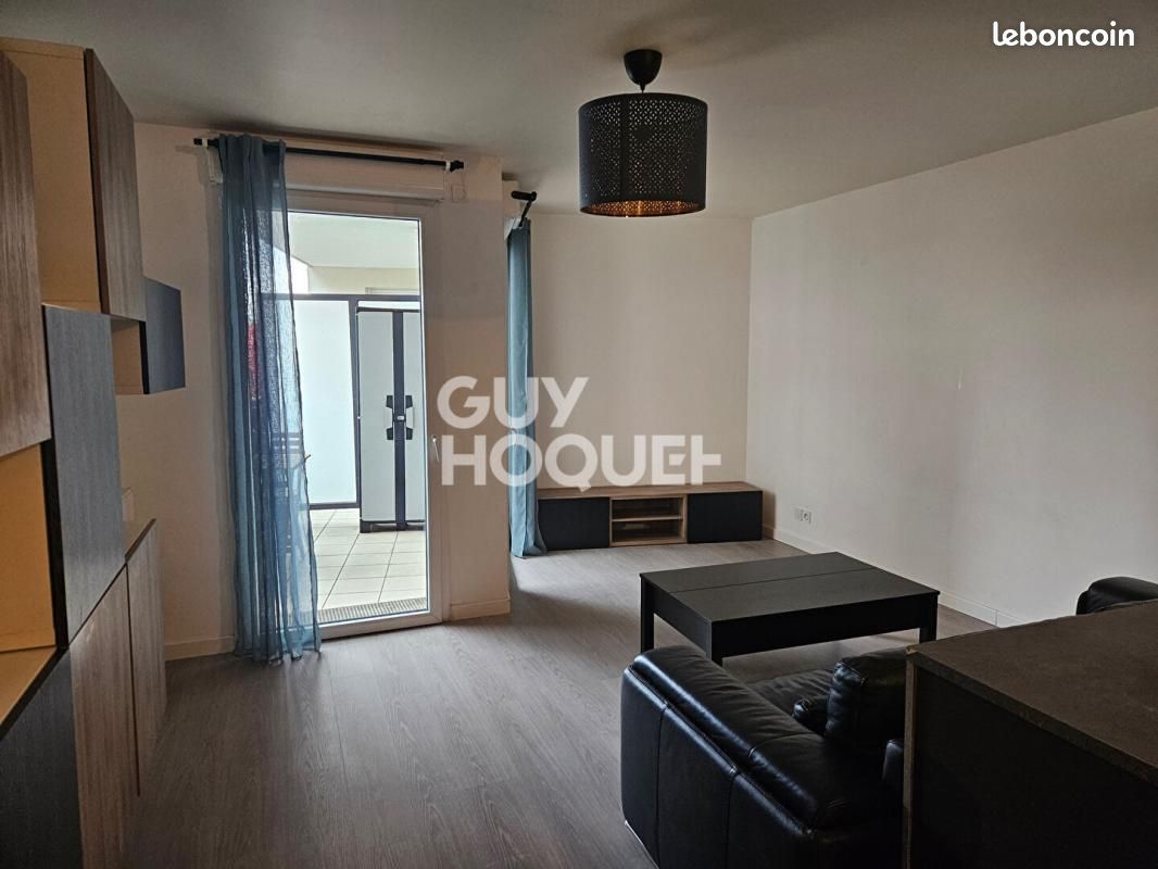 Appartement 2 pièces 44 m² · à Fresnes · 44 m² · 985 €/mois