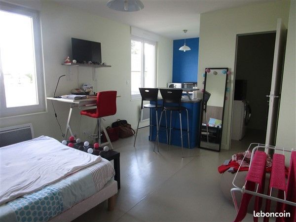 Studio 1 pièce 21 m² - Égletons 19300 (image principale 0)