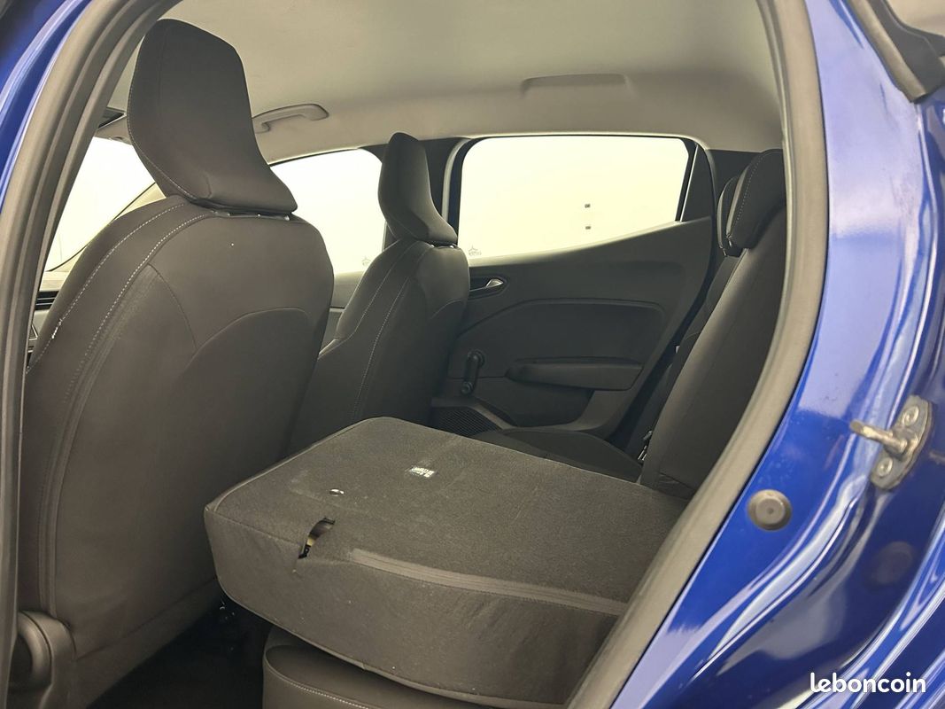 RENAULT Clio TCe 90 Equilibre (image 28)