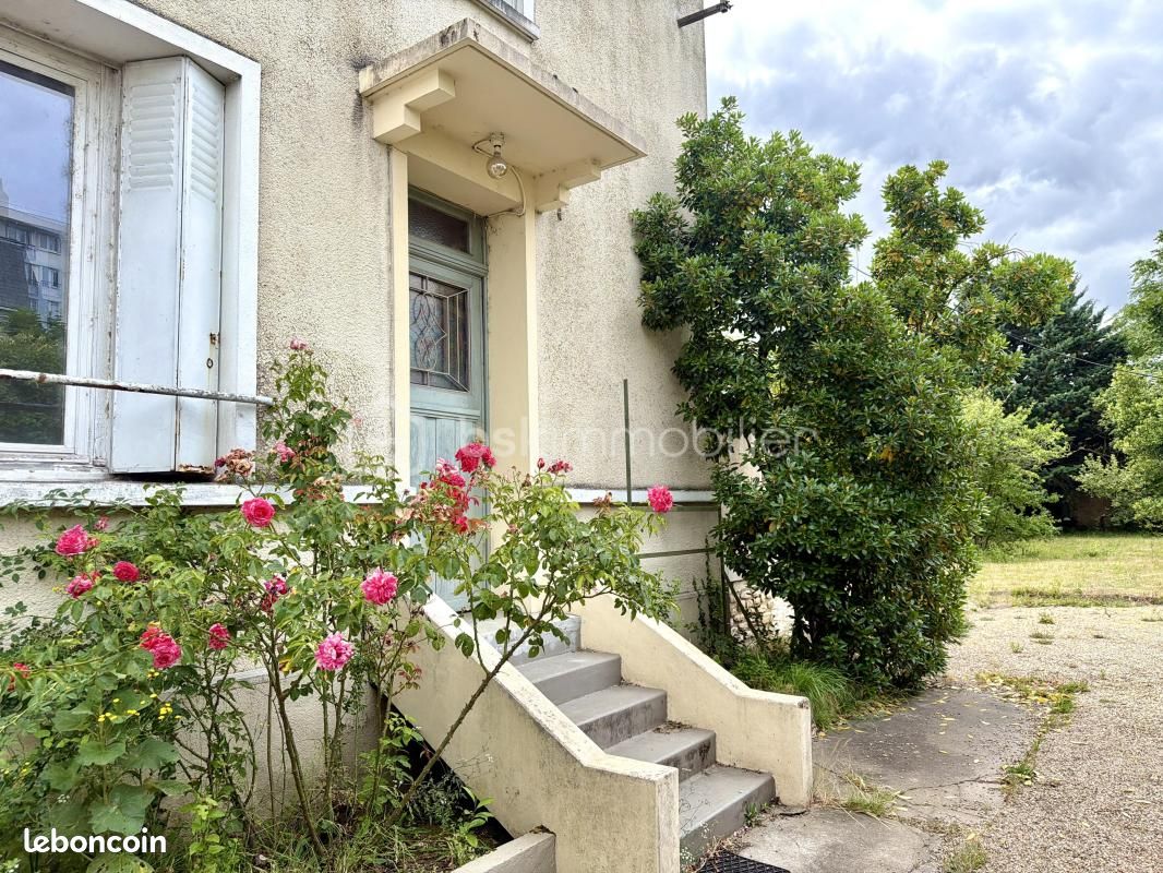 Maison 5 pièces 96 m² · à Tours · 96 m² · 265 000 €