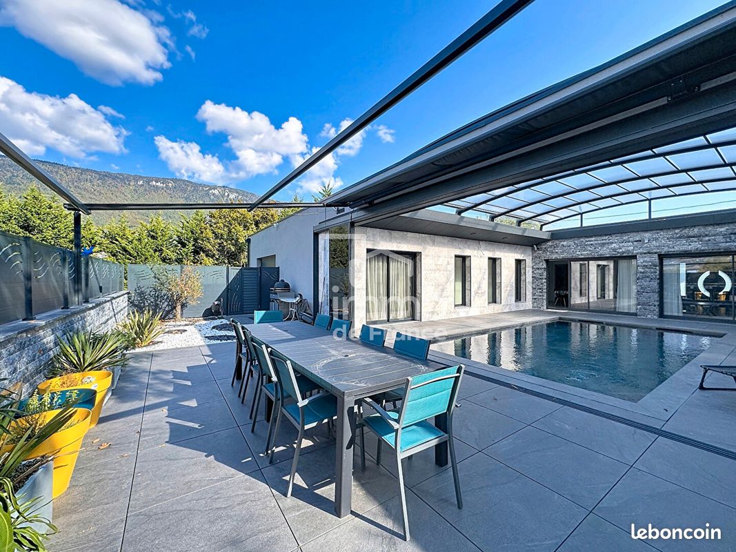 Maison 6 pièces 210 m² · à Valserhône · 210 m² · 729 000 €