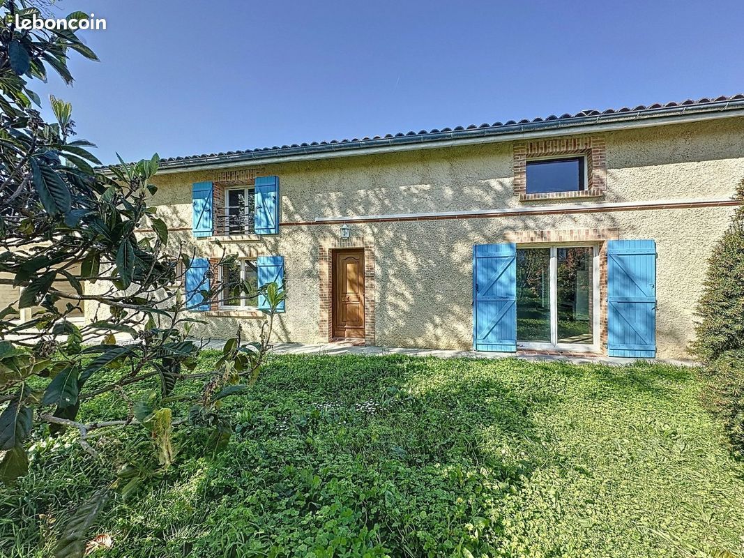 Maison 5 pièces 235 m² · à Bourg-Saint-Bernard · 235 m² · 379 000 €