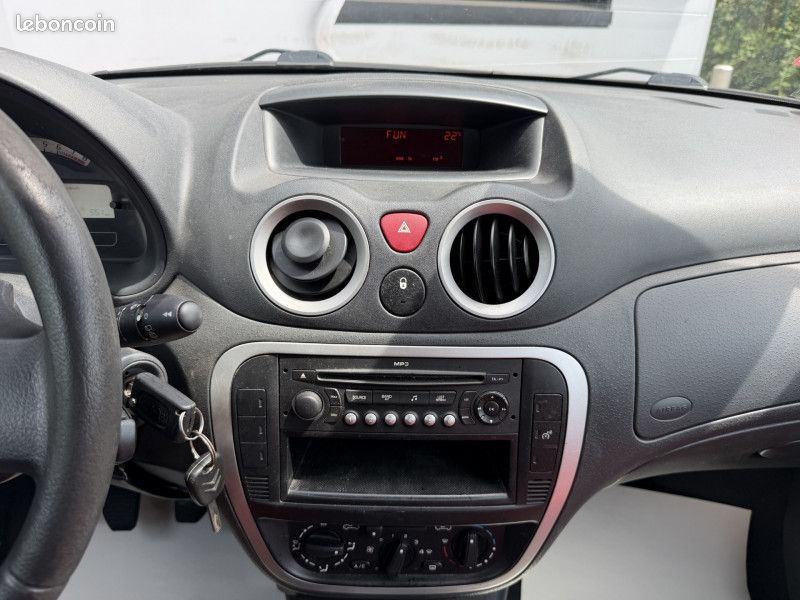 Citroen C2 1.1I VIRGINMEGA (image 7)