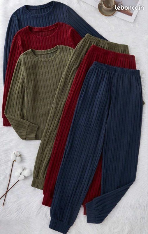 3 pyjamas neuf (image 2)