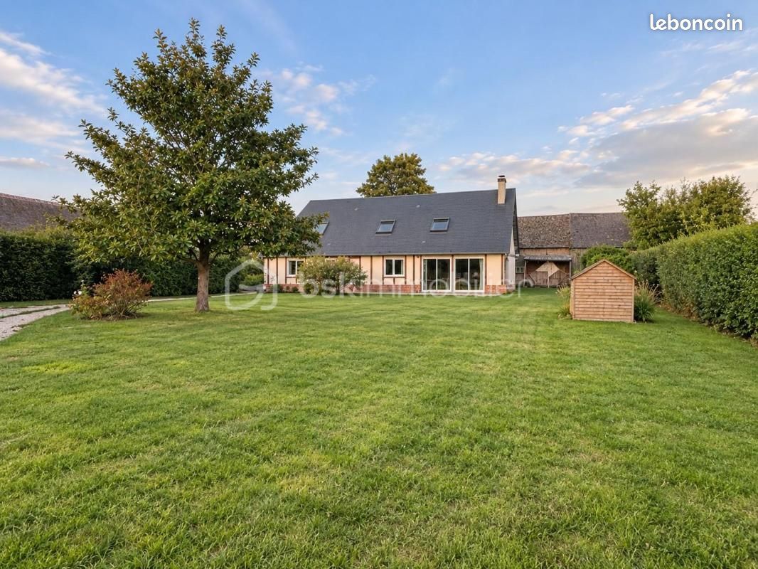 Maison 4 pièces 130 m² · à Crosville-la-Vieille · 130 m² · 262 000 €