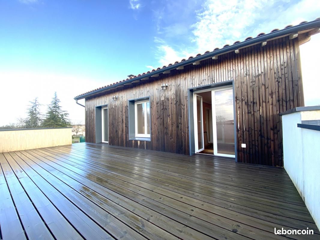 Maison 6 pièces 195 m² - Aiffres 79230 (image principale 3)