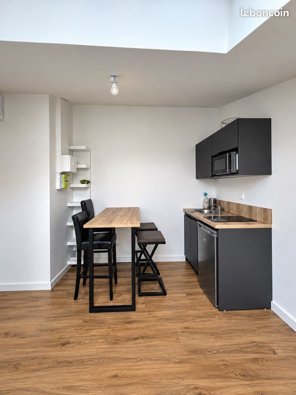 Appartement 1 pièce 15 m² · à Saint-Étienne · 15 m² · 450 €/mois