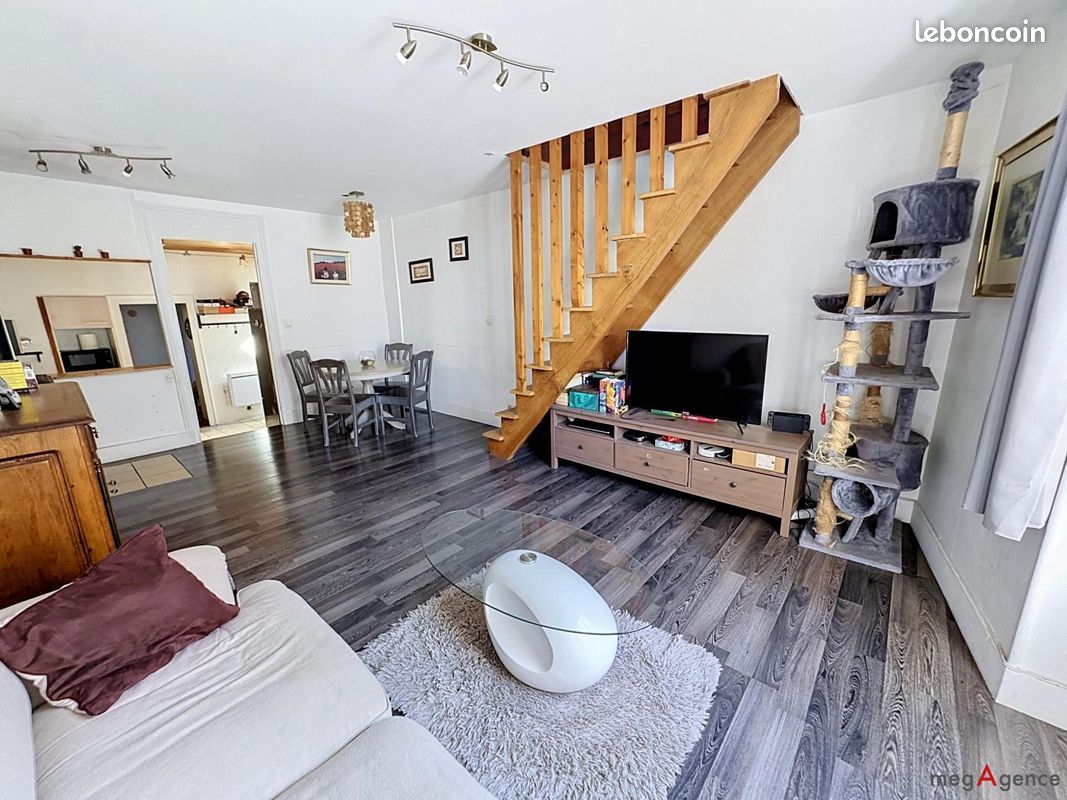 Appartement 3 pièces 81 m² · à Vizille · 81 m² · 153 000 €
