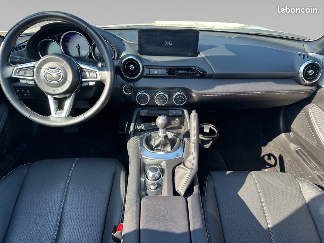 MAZDA MX-5 RF 2.0L SKYACTIV-G 184 ch Exclusive-Line (image 13)