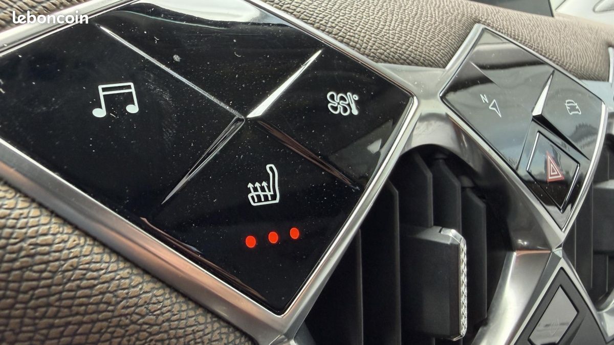 Ds 3 Crossback PureTech 130 Automatique So Chic (image 16)