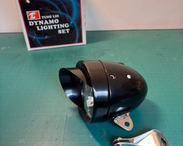Lot De Pièces De Vélo Ancien – Dynamo Et Accessoires – Pour Restauration Vélo Vintage