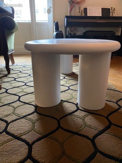 Table basse blanche (image 2)