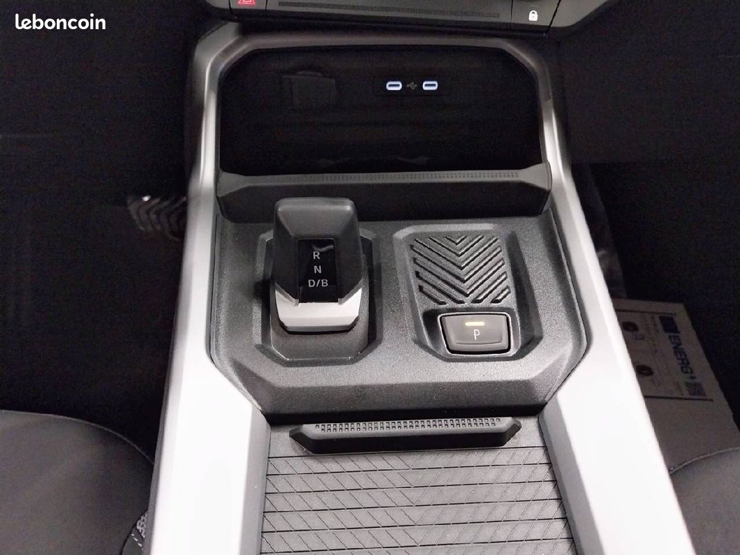 DACIA Bigster Hybrid 155 Journey (image 13)