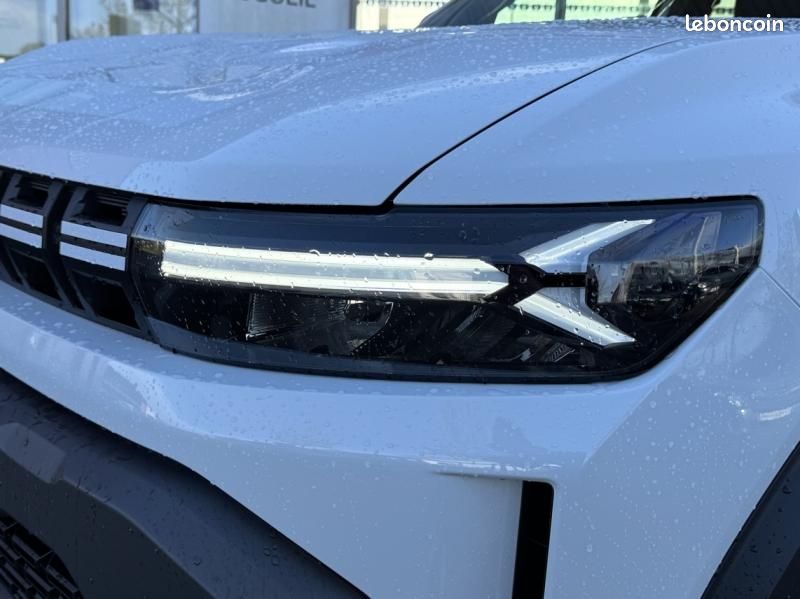 Dacia Duster 1.6 hybrid 140ch Journey (image 10)