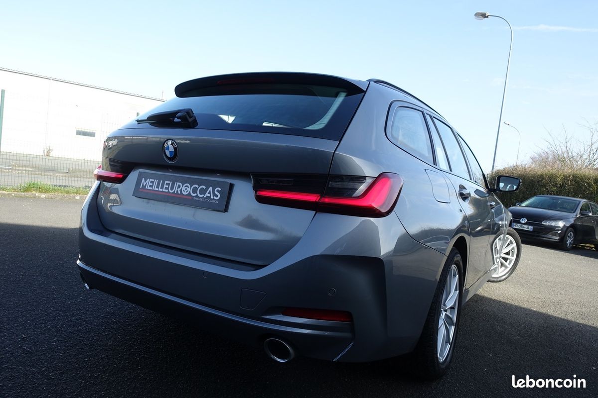 318da Touring Mhev BVA Live Cockpit/Sièges chauffant/Gps Professionnel/Carplay/Full LED/Pack ambiance/Hayon électrique/1*Main/Garantie 12 mois (image 15)