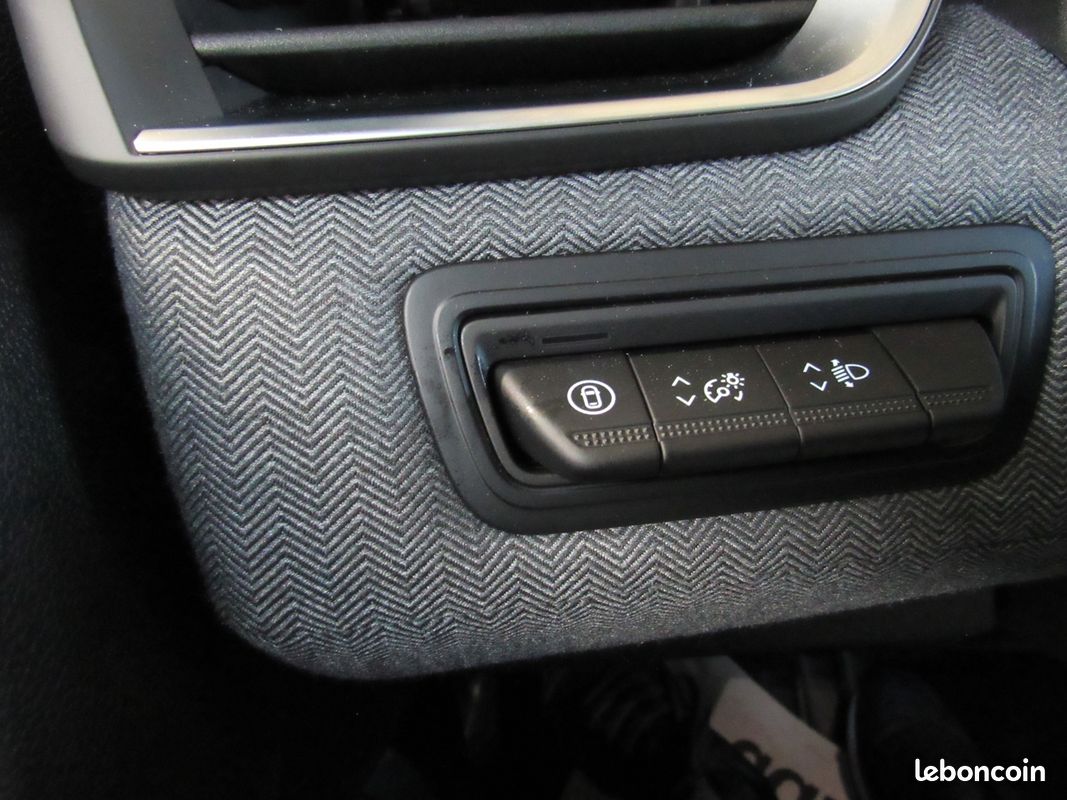 Renault CLIO 1.0 TCE 90 TECHNO NEUVE -23% (image 13)