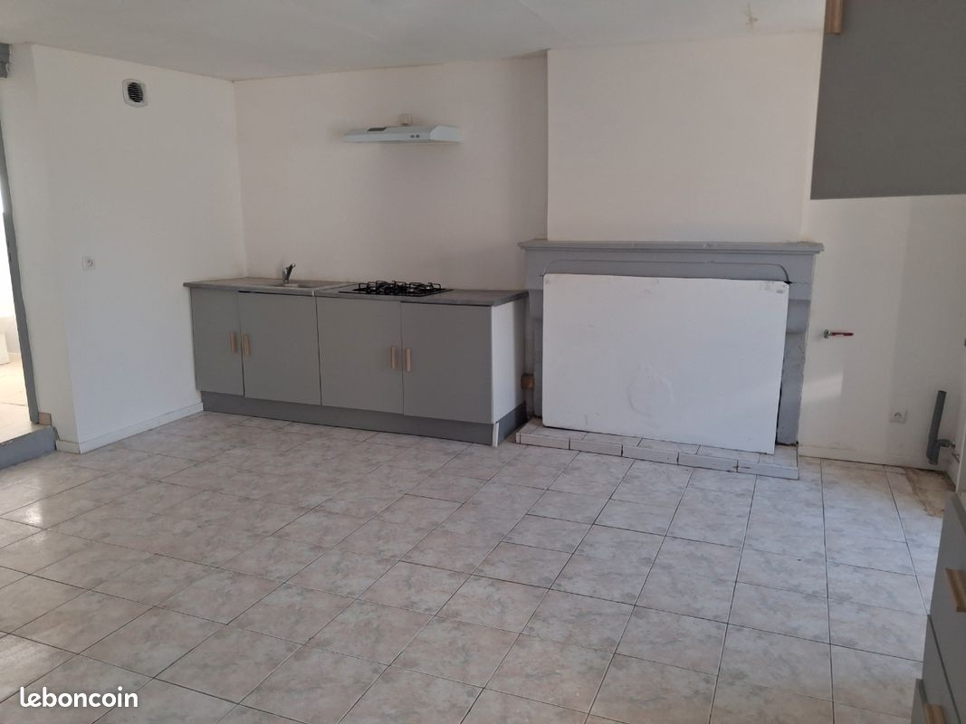 Maison 3 pièces 100 m² · à Coivert · 100 m² · 600 €/mois