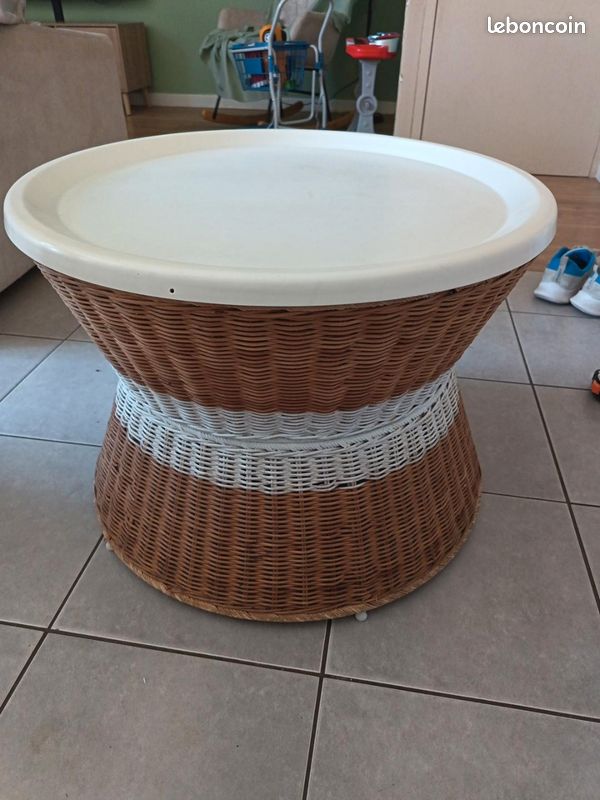 Table basse rotin/ osier (image 2)