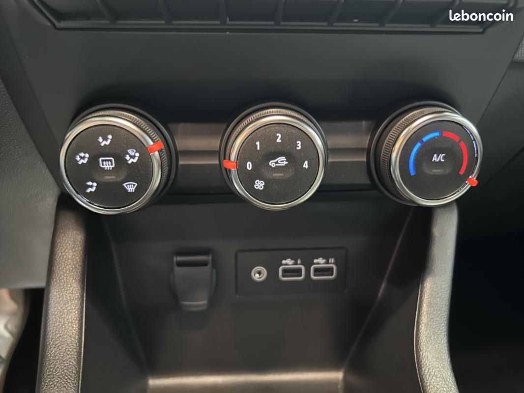 Renault Clio V TCE 90CH CVT EVOLUTION *RADAR + CARPLAY (image 33)