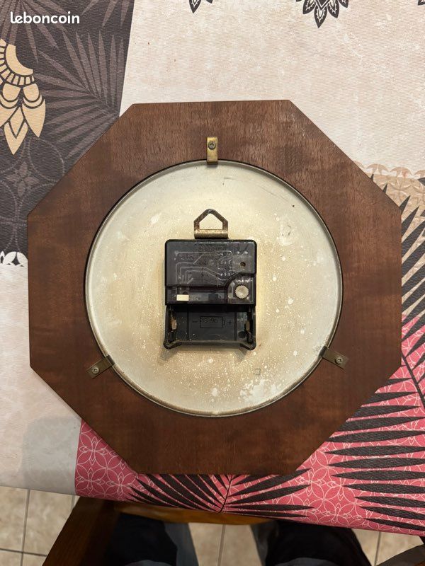 Horloge Murale Silvoz Paris Vintage - Quartz, 31x25 Cm, Marron, Fonctionnelle, Occasion