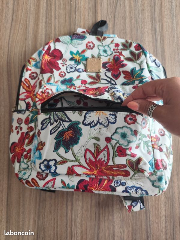 Sac a dos fleuri neuf (image 4)