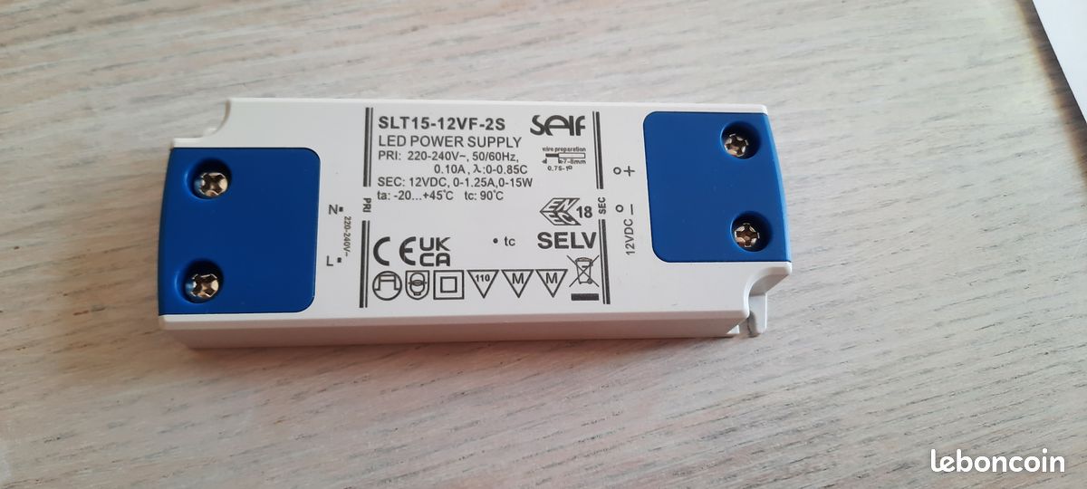 Pilote LED Self Electronics SLT20-500IL-UN 20W 150-500mA - Alimentation Courant Constant IP20