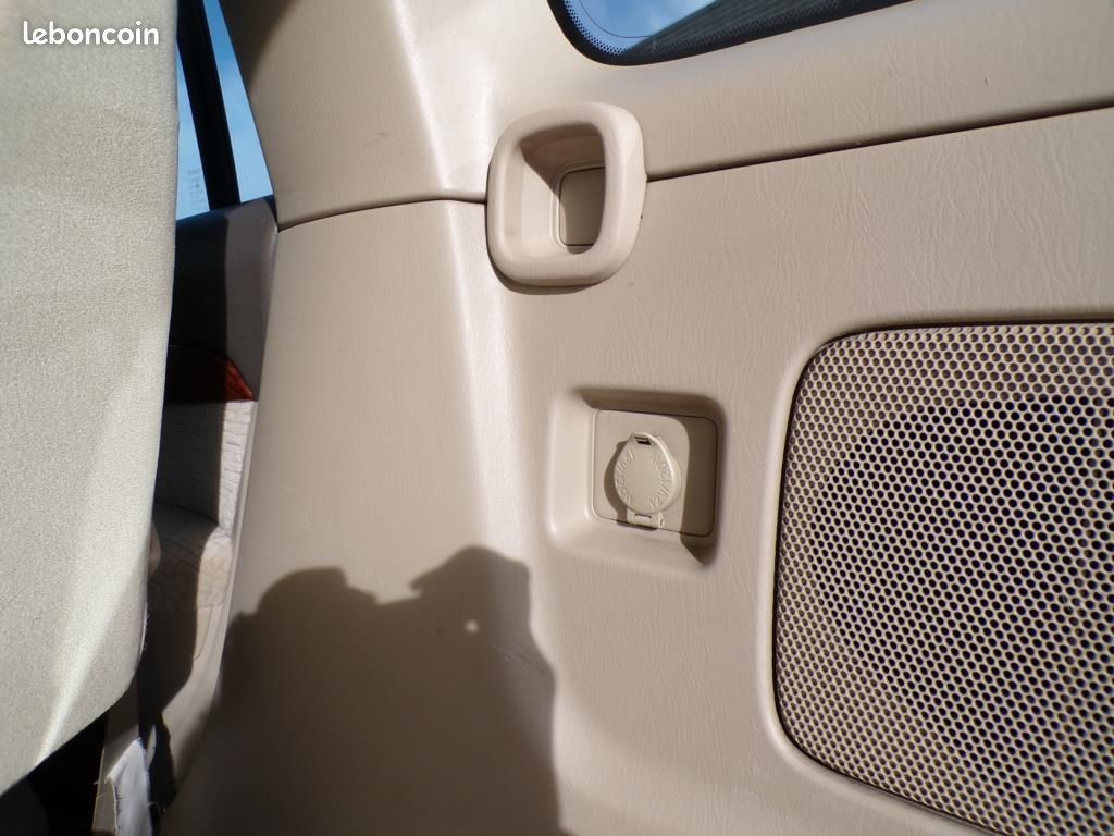 Toyota Land Cruiser VX 3.0 D-4D 165 BVA (image 11)