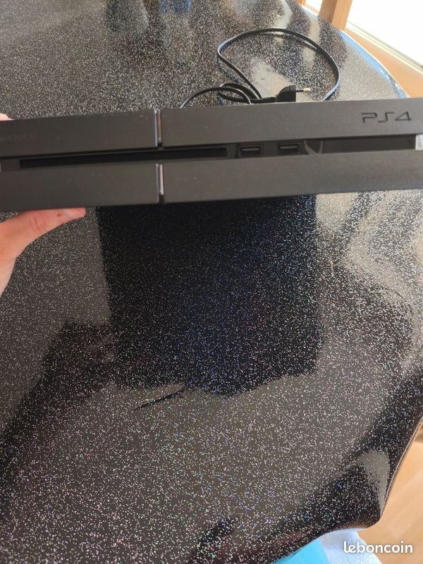 Console Playstation 4 - Très bon état (image 3)