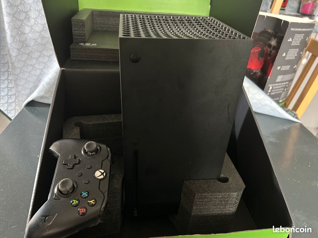 X box x 1TBSSD (image 2)