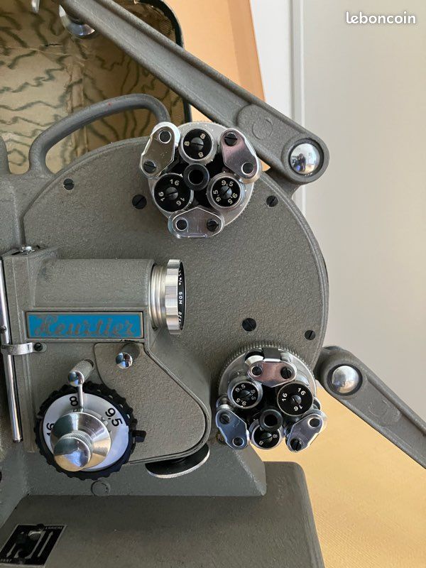 Projecteur Heurtier TRI Super 8 / 16mm / 9.5mm - Occasion, 2 éléments Cassés