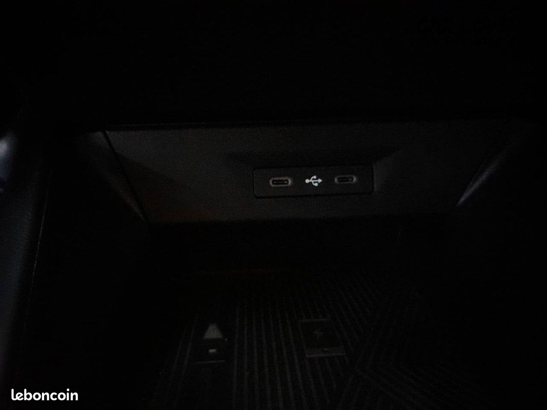 RENAULT Clio E-Tech full hybrid 160 ch esprit Alpine (image 20)