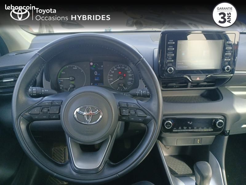Toyota Yaris 116h Dynamic 5p MY22 (image 9)