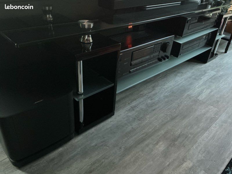 Meuble bas tv et hi-fi (image 1)