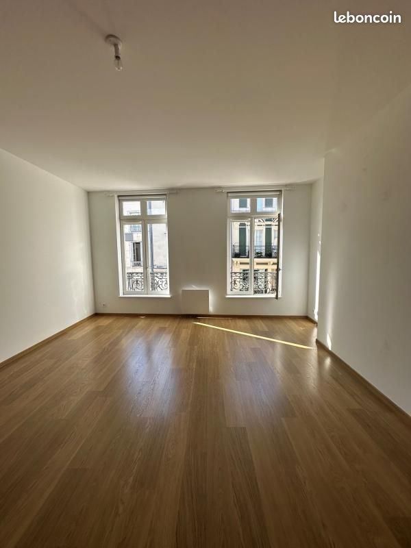 Appartement 3 pièces 85 m² · à Troyes · 85 m² · 1 000 €