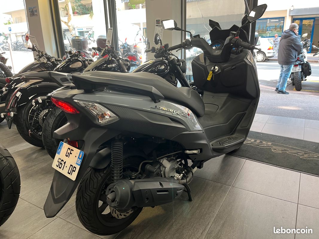 Sym Joymax Z+ 125cc 2022 Motos