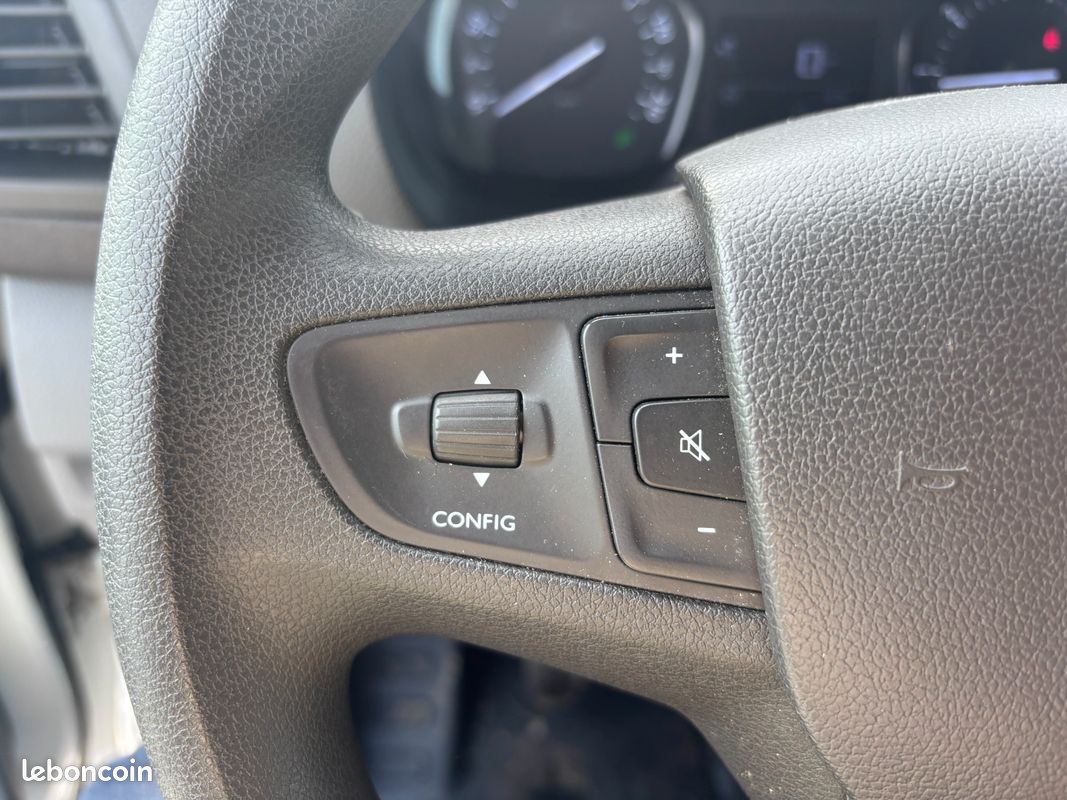 Citroen jumpy 1.5 bluehdi 120 ch m caméra / carplay (image 25)