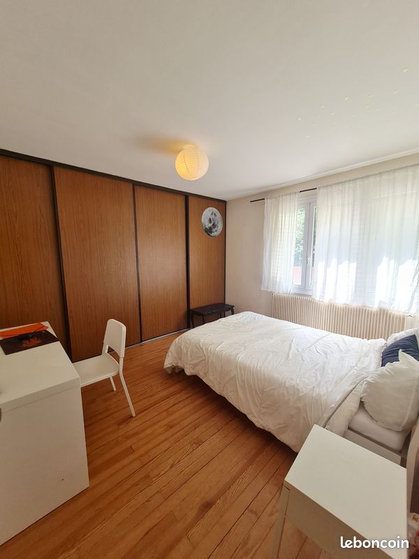 Appartement 4 pièces 69 m² · à Grenoble · 69 m² · 110 000 €