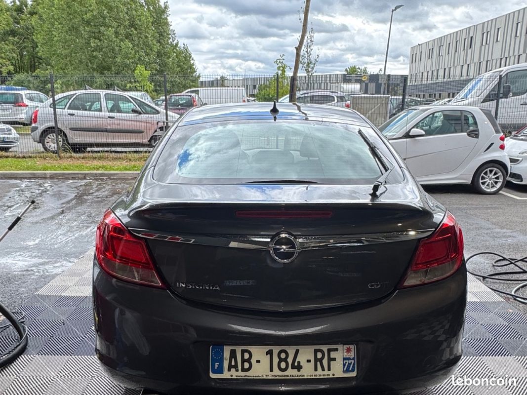 OPEL INSIGNIA 2.0 CDTI - 160 FAP Cosmo Pack A (image 5)