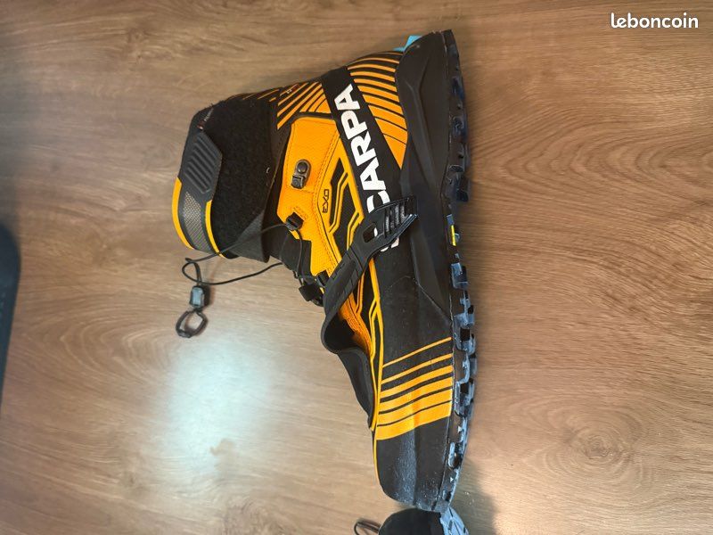 Scarpa Ribelle Tech 3.0 HD - Taille 45 - Sortie 1 fois, état neuf (image 5)