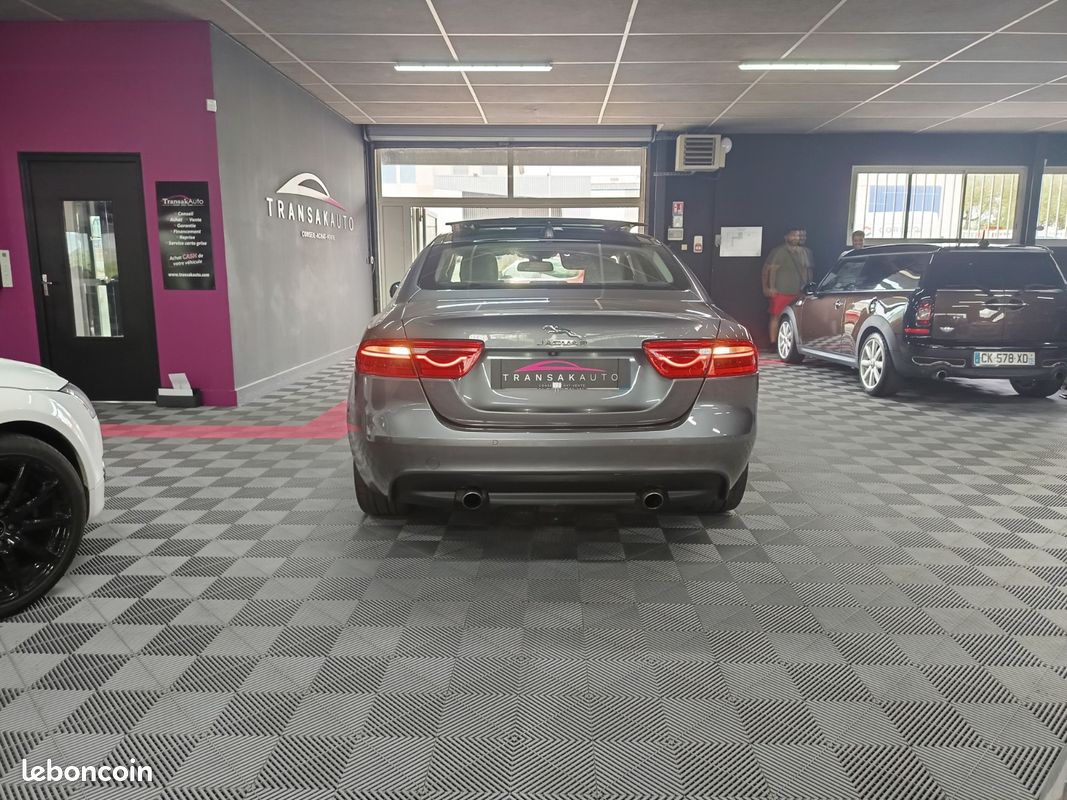 Jaguar xe 2.0l 250cv portofolio (image 4)