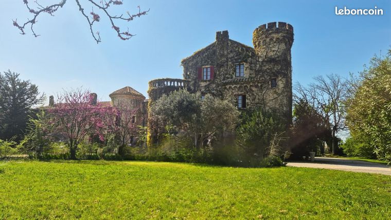 Château 17 pièces 580 m²