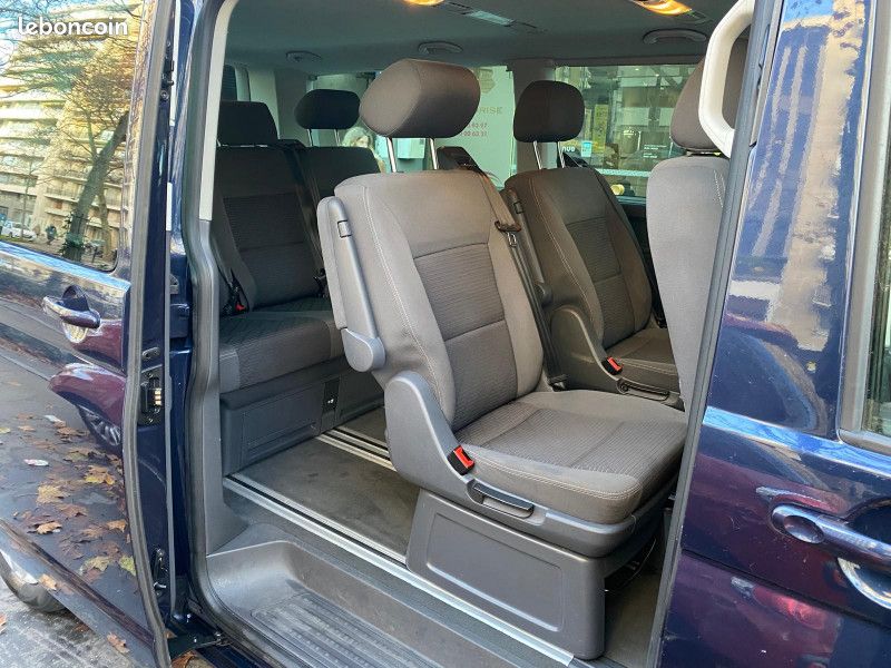 Volkswagen MULTIVAN 2.0 TDI 180CH BLUEMOTION TECHNOLOGY CONFORTLINE 4MOTION DSG7 (image 16)