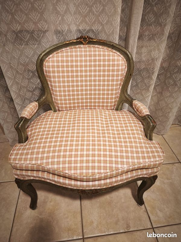 Cabriolet Louis XV taille enfant (image 1)