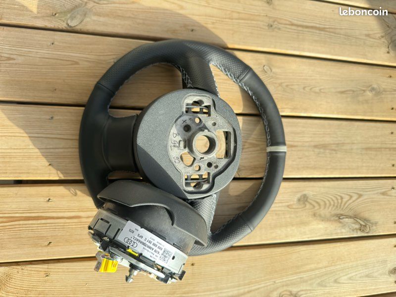 Volant Audi A1 complet (image 2)