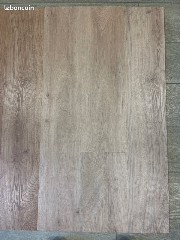 Parquet PVC flottant (image 4)